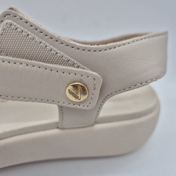 Vionic Women’s Awaken Rx Recovery Sandals Size 9 Wide Cream  Arch Support (167) - Picture 6 of 9